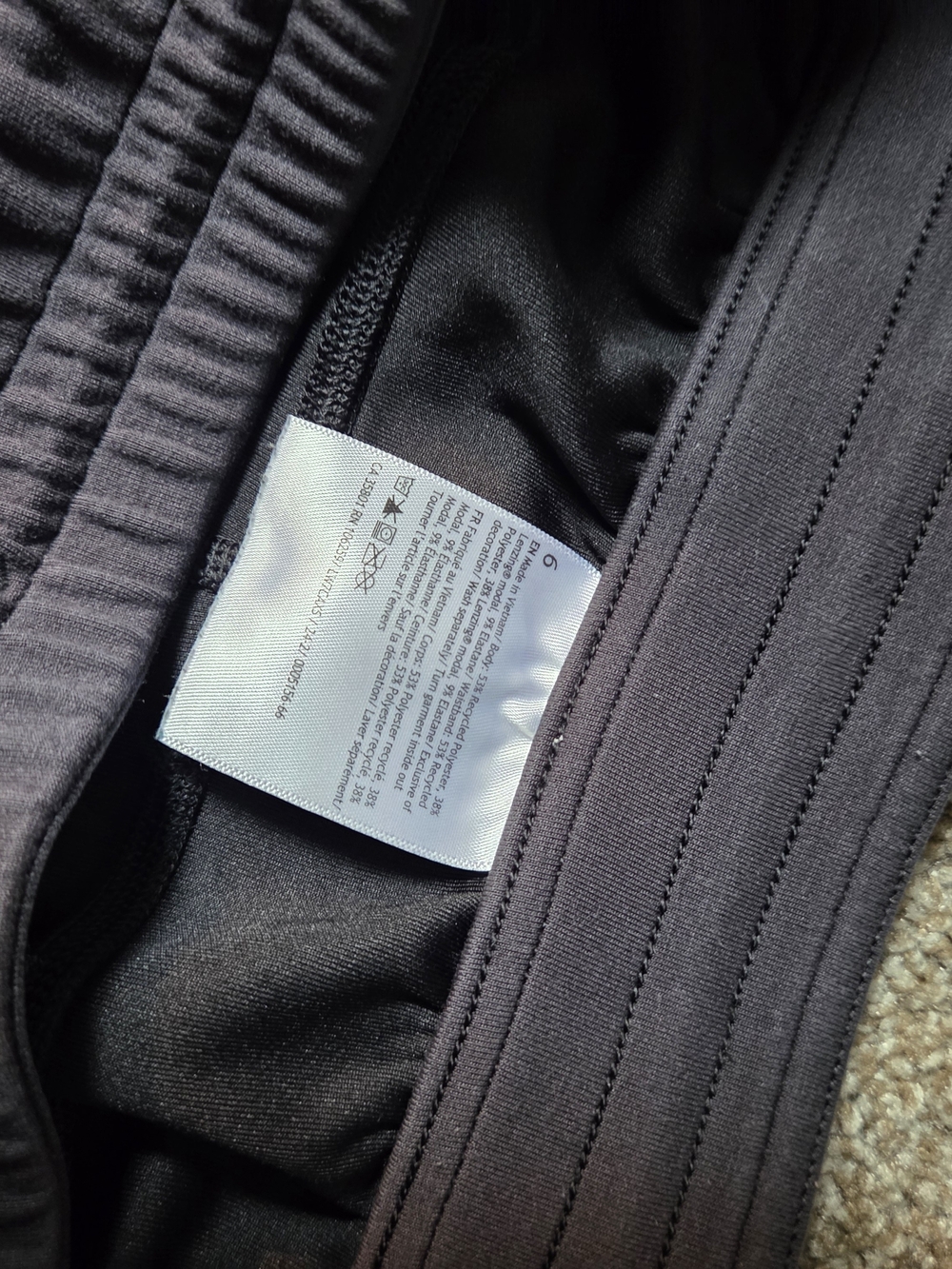 Lululemon Softstreme High Rise Shorts - Picture 4 of 5